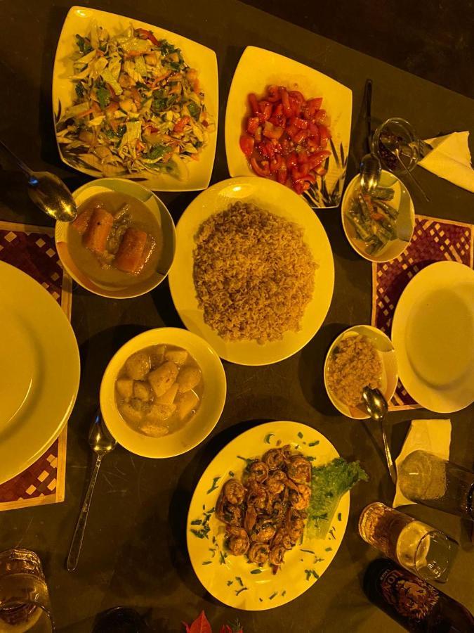 Sansala Guesthouse & Restaurant タンガラ エクステリア 写真