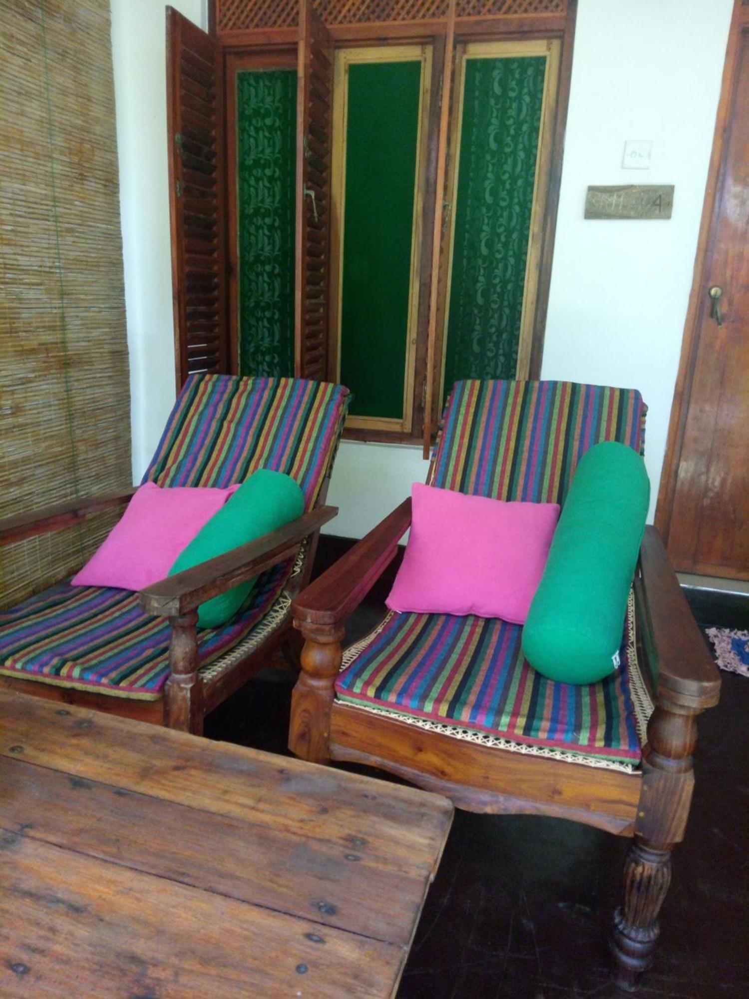 Sansala Guesthouse & Restaurant タンガラ 部屋 写真
