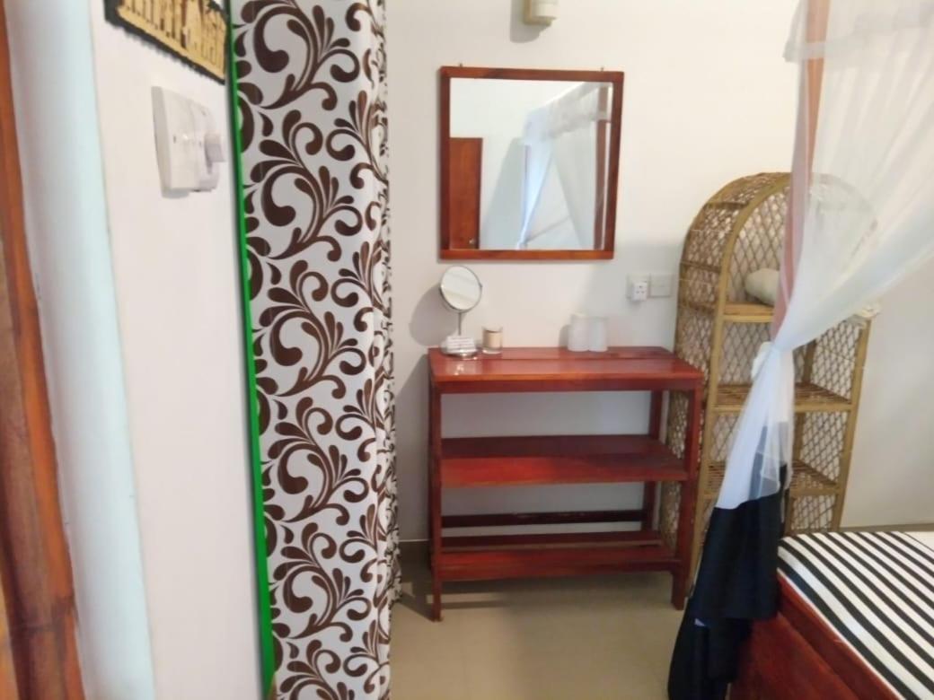 Sansala Guesthouse & Restaurant タンガラ 部屋 写真